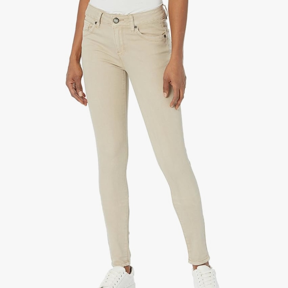 CG Jeans | Soft and Fit Skinny Jeans Stretch Comfort Mid Rise | Juniors Size 5